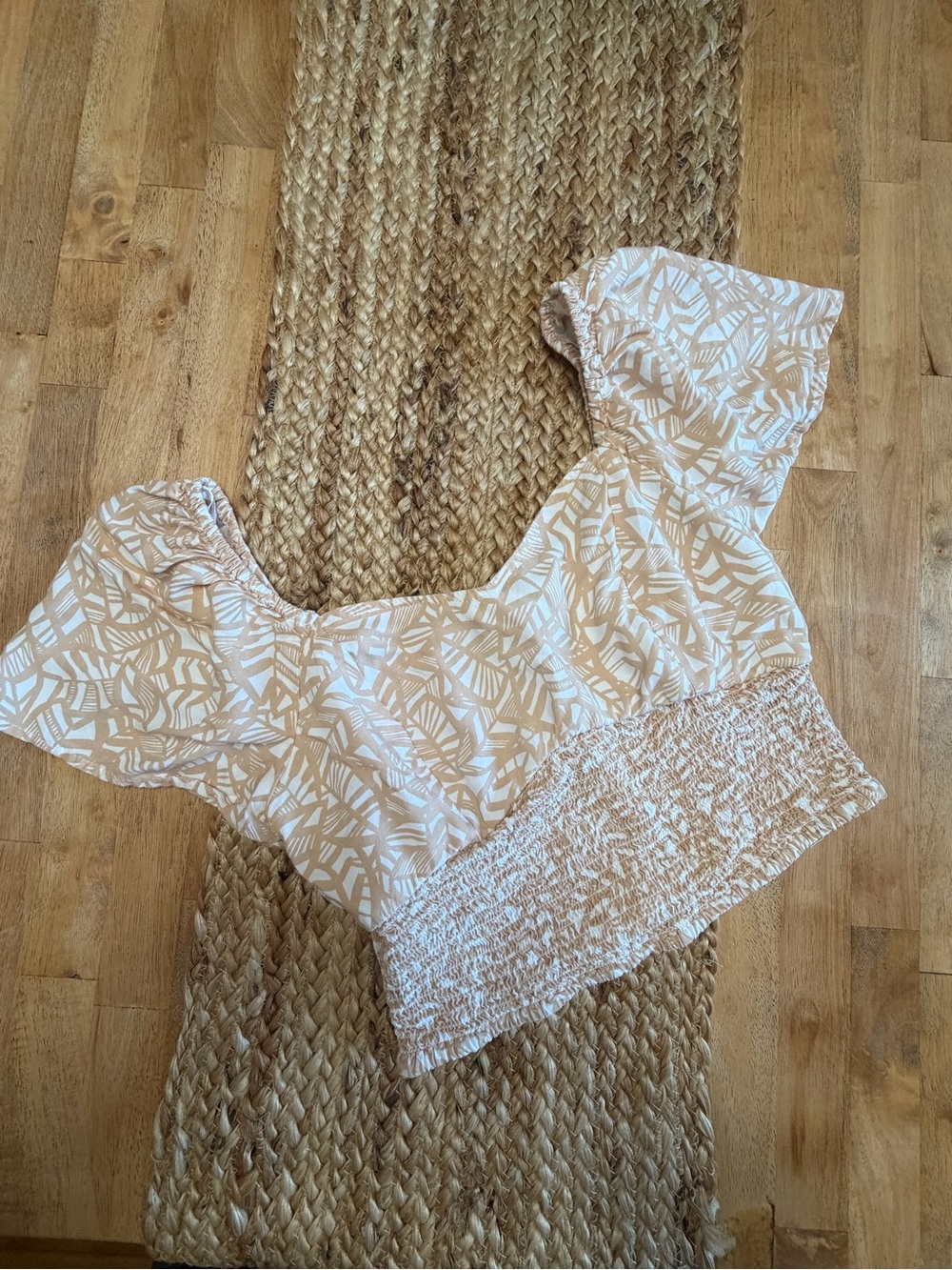 Smocked Waist Short Sleeve Crop Top — Beige Leaf Print